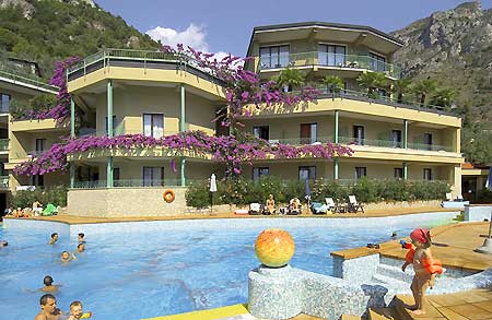 Hotel Royal Village, Gardské jezero, severní Itálie